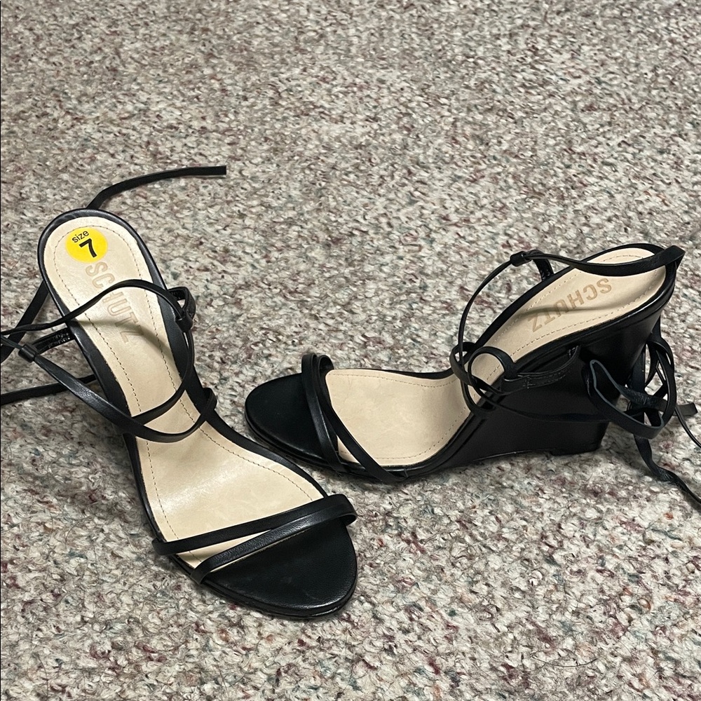 SCHUTZ Elegant Black Wedge heel wrap ankle tie Sandals